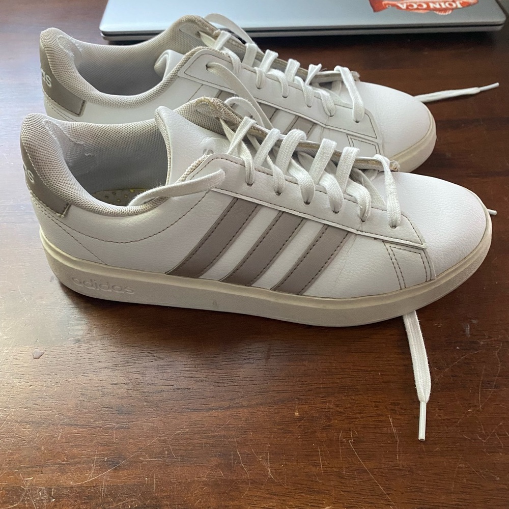 Adidas Sneakers - Picture 2 of 5